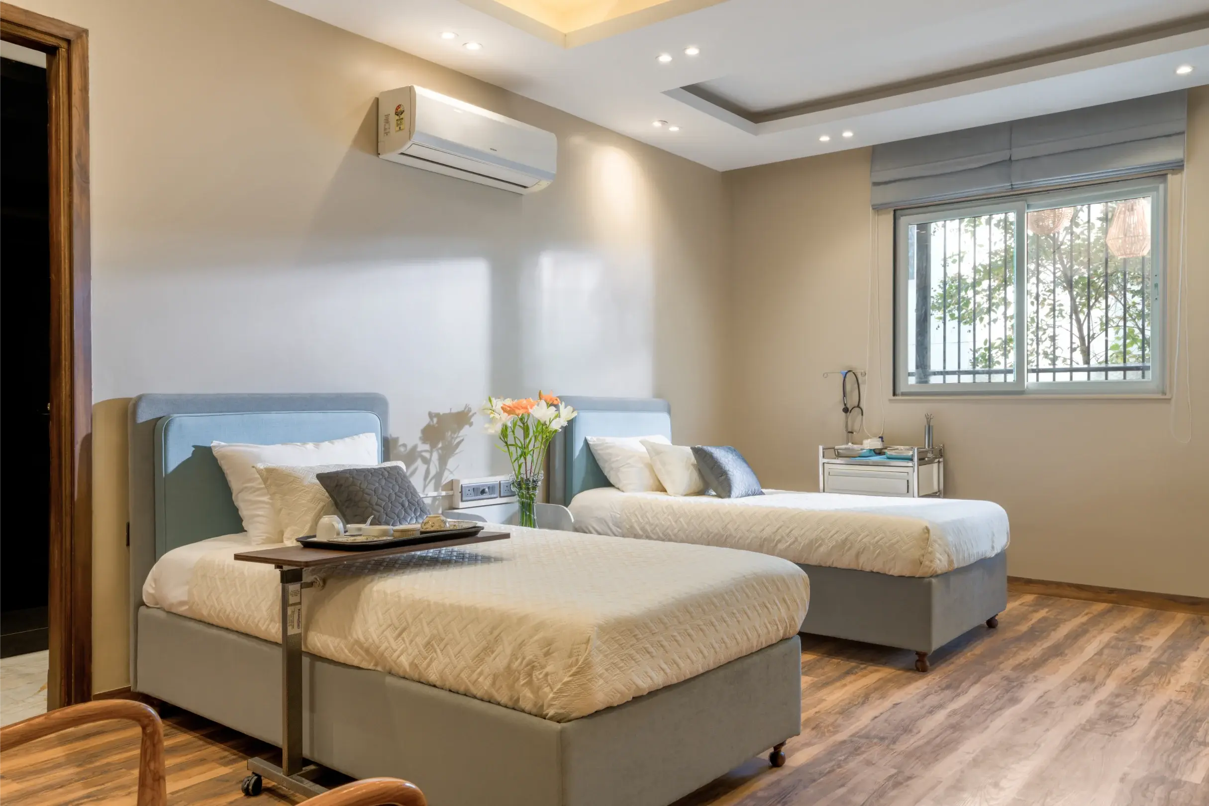 Aftercare bedroom with seating area