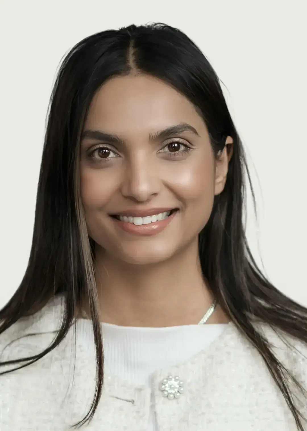 Dr Simmy Kaur - London, UK